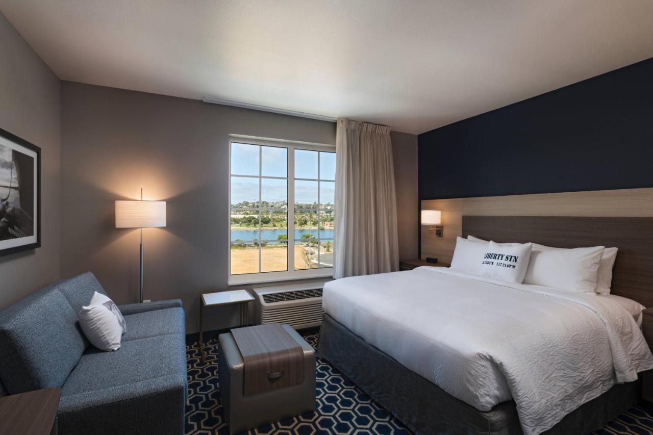Towneplace Suites By Marriott San Diego Airport/Liberty Station Exterior photo